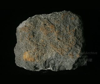 Ʀƪ󤤤W١GmȪZ<br>^W١GAnalcite Basanitoid