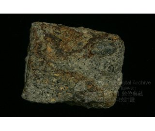 Ʀƪ󤤤W١Gۺhl۶¶ws<br>^W١GGarnet bearing biotite-andesite