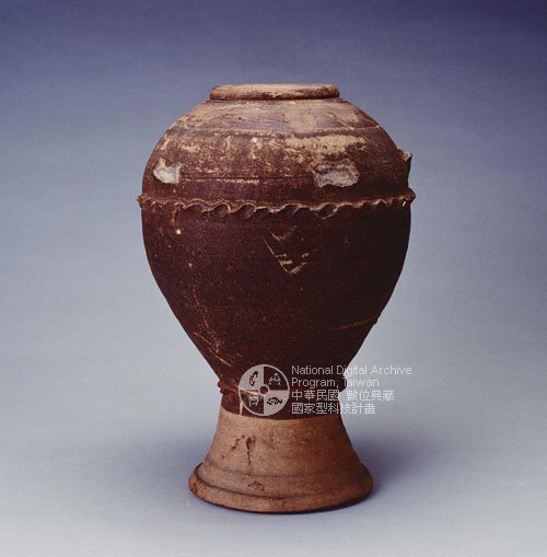 古代平民装骨灰的罐子图片